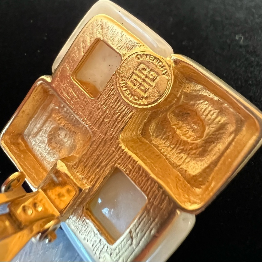 Givenchy Large Clip On Earrings Gemstone and Gold Plated Metal - Picture 3 of 3